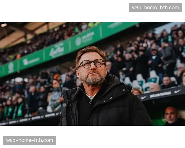 专访沃尔夫斯堡主帅:我们正为下赛季的重建打下基础 专访沃尔夫斯堡主帅:我们正为下赛季的重建打下基础